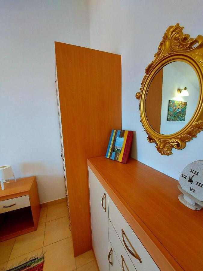 The View Apartment ซูเปตาร์ ภายนอก รูปภาพ